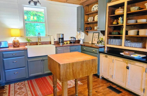 Clayton House | Walk to Downtown from Family Friendly Charming Home