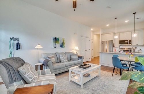 Maryville Apartment | Walk to Historic Maryville: True Southern Getaway!