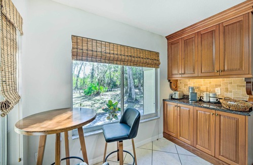 Lake Mary Villa | Walk to Lake: Stunning Central Florida Home!