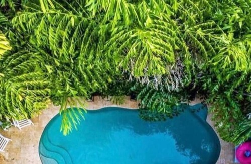 Victoria Park House | Walk to Las Olas~ Beach Nearby~ Private Htd Pool