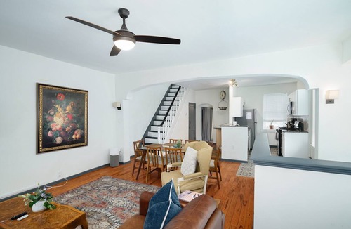 Roxborough-Manayunk Apartment | Walk to Main St! Spacious 2BR Bi-Level Sleeps 8