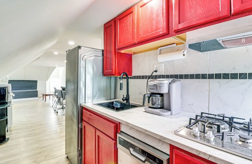 Arlington Heights Apartment | Walk to Main St Stroudsburg! Pocono Townhome