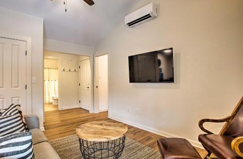 Saluda Apartment | Walk to Main Street Eats: Remodeled Saluda Apt