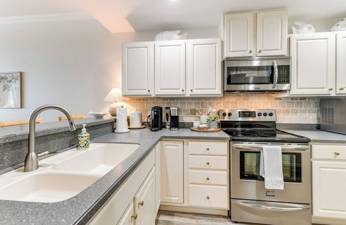 Placida Condo | Walk to Marina: Placida Condo w/Community Perks!