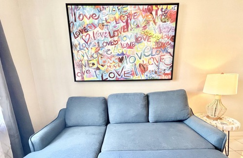 Oakford Park House | Walk to MIDTOWN Restaurants & Shops! Near Raymond James Stadium!