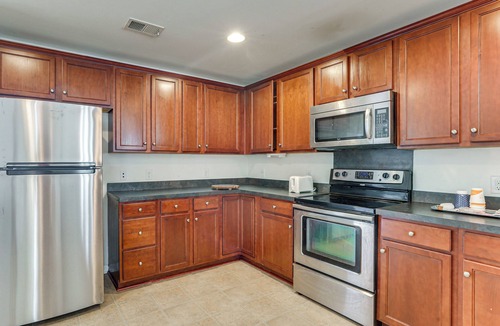 Moncks Corner House | Walk to Pond: Pet-Friendly Moncks Corner Home!