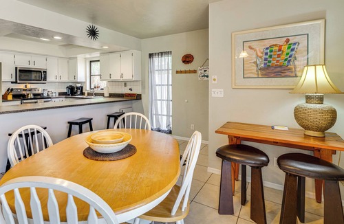 Mid Island House | Walk to Sugar Sands: Retreat in Fort Myers Beach