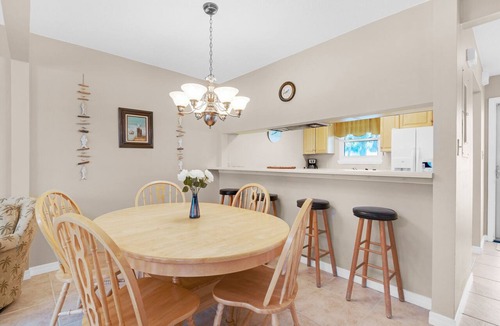 Sugar Beach Condo | 🏖️🌴Walk to the Beach | Private Patio | Community Pool | Sugar Beach F-27