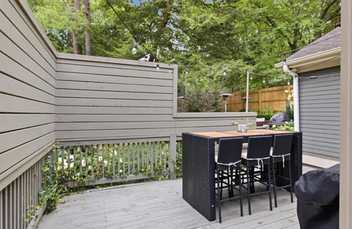 Piedmont Heights House | Walkable Atlanta Stay BeltLine Piedmont Park