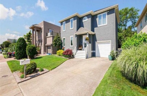 Margate City House | Walking distance to beach, JCC, tennis, court, docks, ball fields