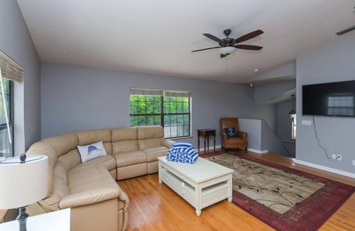 Cortez House | WALKING DISTANCE TO CORTEZ VILLAGE AND SHOPS AND RESTAURANTS.