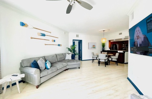 Stuart Condo | Walking Distance to Downtown Stuart | Sunrise to Sunsets Views!