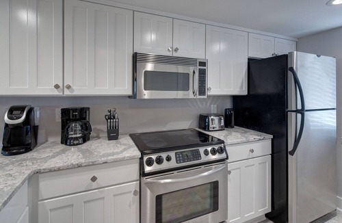 Seagrove Beach House | Walton Dunes 7, Beachfront, Private Beach. 4BeachChairs, 2Umbrellas