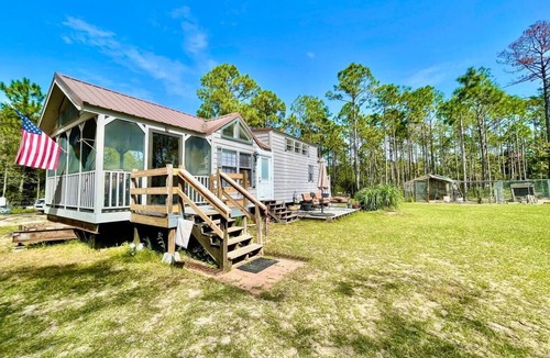 Florida Panhandle Cottage | War Horse Project~Horsebackriding~Farm~30 Acres
