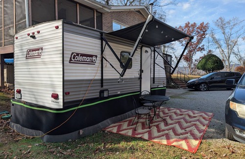Dayton House | Warm and Cozy Deers Den RV Camper