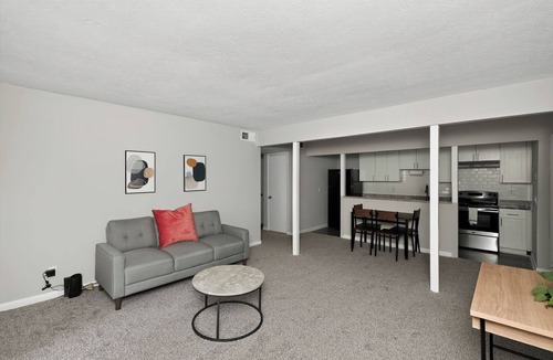 Cumberland Apartment | Warm and welcoming 2-bed Winchester getaway