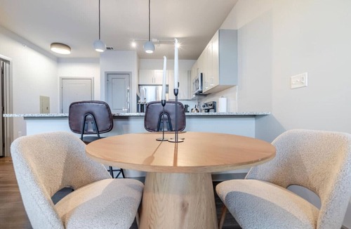 Matthews Apartment | Warm, Inviting 2BD Apt In Matthews