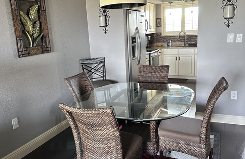 Winkler Condo | Warm Weather Hideaway