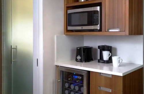 West End Resort | Washington DC | Couples DC Escape | Gym + Downtown Stay