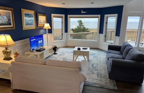 Osborn Island House | Watersports paradise, 65ft floating dock, bay in front, lagoon in back yard