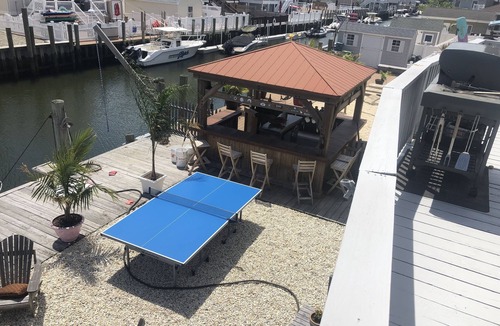 Manasquan House | Water front manasquan. 40’ bulkhead on lagoon. Blocks to beach