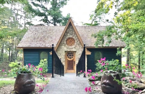 Crane Hill House | Water front Smith Lake story book cottage with HUGE open water views.