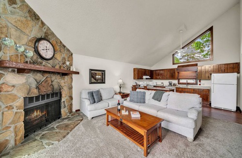 Ellijay Villa | Water Tower Three Bedroom
