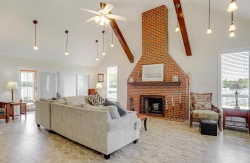 Cambridge House | Waterfront Cambridge Home: Pool & Dock!