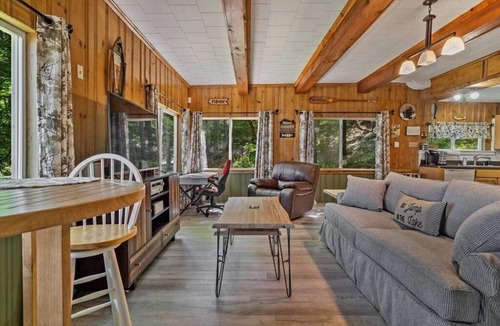 Steele Creek Cottage | Waterfront Cottage, Fiery Sunsets