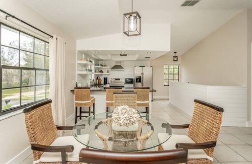 Crystal River House | Waterfront Crystal River with Private Dock and kayaks-Primo despite Hurricanes!