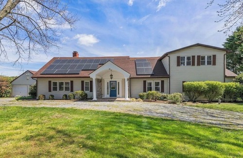 Stevensville House | Waterfront Escape with Pool Nature Lover Paradise