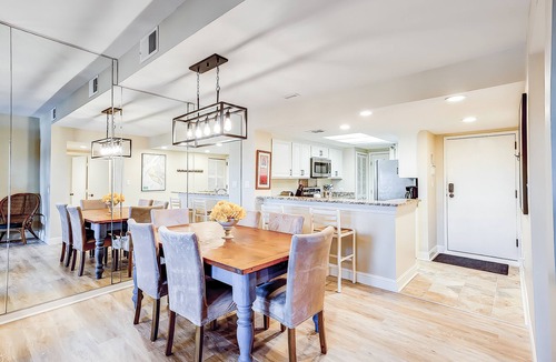 Shelter Cove Condo | Waterfront Escape w/a Furnished Balcony, Harbor View, Fast WiFi, & Shared Pool