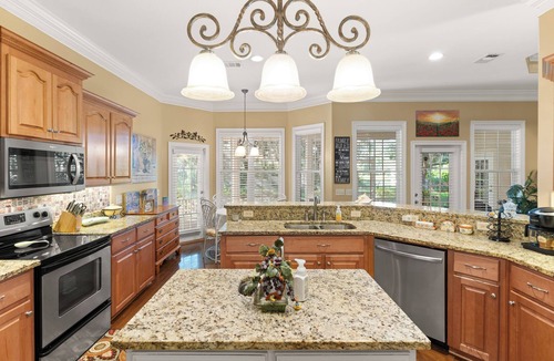 Brunswick House | Waterfront Executive Home