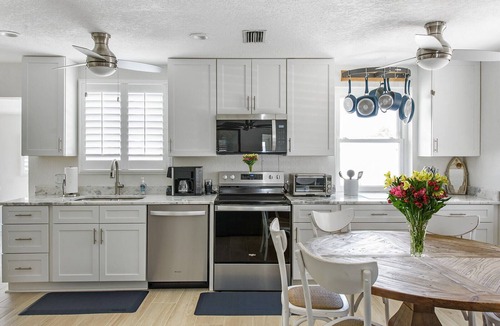 Englewood South House | Waterfront Getaway, a Boating Paradise