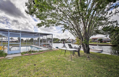 Spring Hill House | Waterfront Hernando Beach Home w/Dock + Kayaks