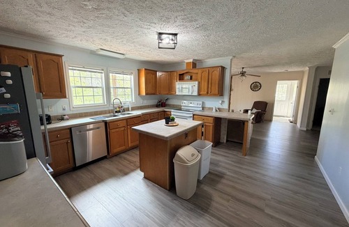 Jacksboro House | Waterfront home in Jacksboro near Twin Cove Marina and ATV trails