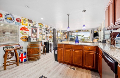 Goodland House | Waterfront home with kayaks, washer/dryer & fast WiFi