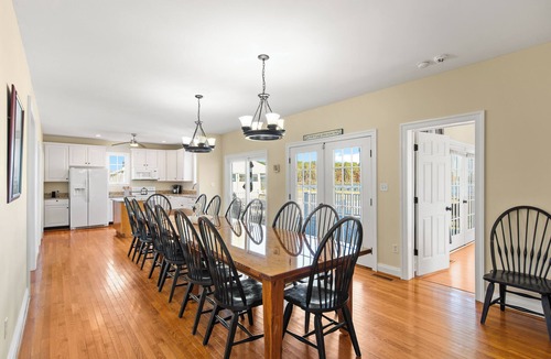 Cambridge House | Waterfront Home with Dock, Pool, Sandy Beach, Kayaks, 5BR/3.5BA Sleeps up to 20