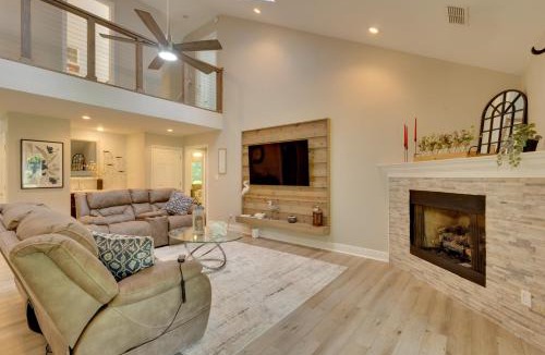 Tallahassee House | Waterfront Home with Fishing Dock in Tallahassee!