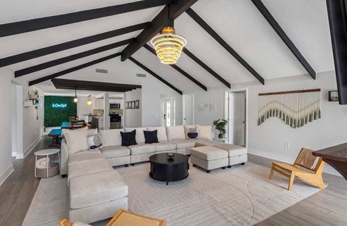 Tampa House | Waterfront, kayaks, new pool, amenities galore!