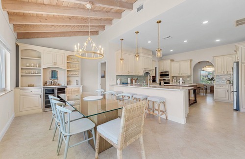 Lighthouse Point House | Waterfront Lux 4BR! New Reno with Heated Pool + Outdoor Kitchen