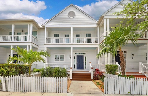 Marathon House | Waterfront luxury Villa (60) with sunset views and boat slip