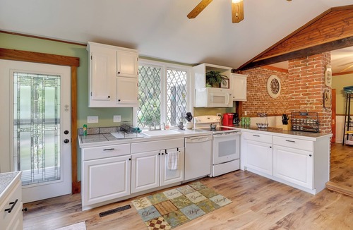 Golts House | Waterfront Millington Vacation Rental w/Hot Tub!
