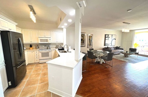 Redevelopment Area Condo | Waterfront Oasis, Luxury Condo, First-Class Dining