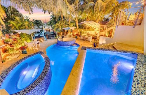 Riverside Park House | Waterfront Oasis Cascading Pool Views Centrally located Heated Pool Cascade KeyResidences