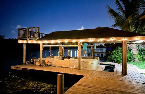 West Palm Beach House | WATERFRONT PALM BEACH 5BR/4BA HOME - PRIVATE BOAT DOCK/POOL/HOT TUB