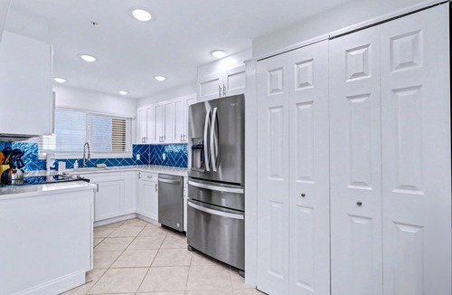 Sand Key Condo | Waterfront Resort Gulf View | Pool & Beach Access
