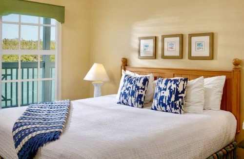 Key West Resort | Waterfront Resort, New Year’s Eve, Hyatt, 2 Nights, Sleeps 6, Pool, Hot Tub