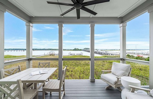 Georgetown House | Waterfront Villa with Pool & Boat Slip