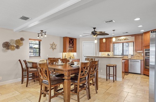 Yacht Club House | Waterfront w/South Facing Pool, 4 Full Baths, Dock/Direct Gulf Access, Bikes/Kayaks, Walk to Beach!
